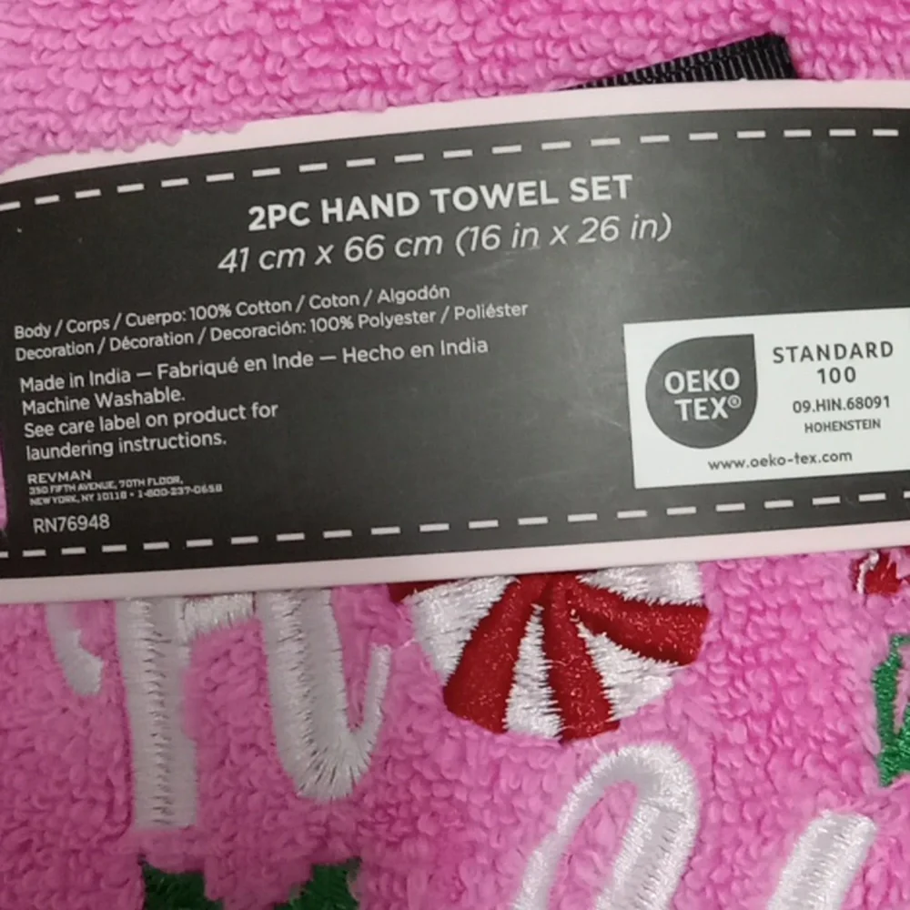 Betsey Johnson Pink and Red Holiday Hand Towel Set New